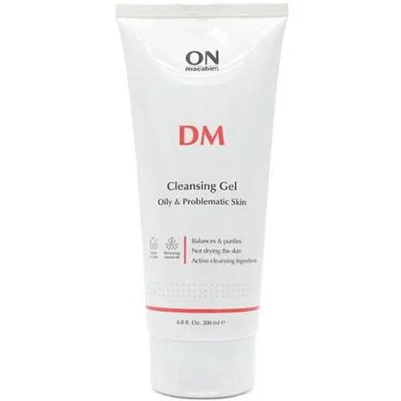 جل التنظيف DM للبشرة الدهنية والمشاكل (200 مل)